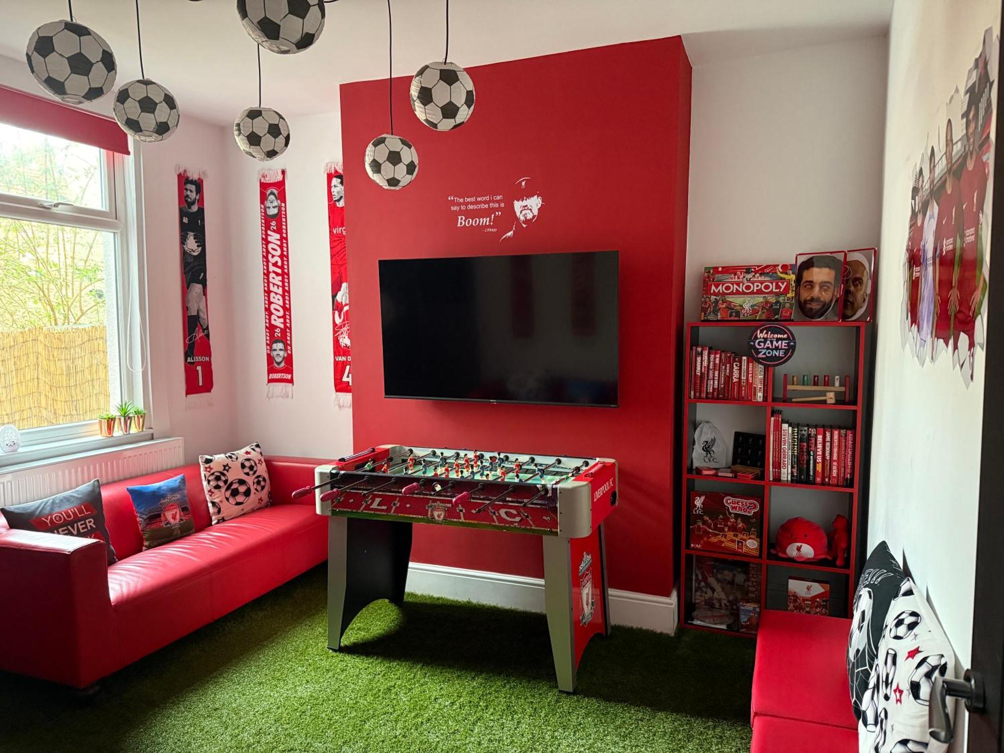 Вилла Anfield Abode - Entire Lfc Themed House Ливерпуль Экстерьер фото